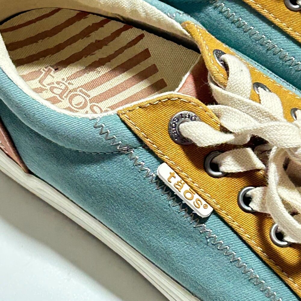 Taos Plim Soul Beach Multi Canvas Sneakers - Women's Size 8 VERY GOOD INSOLE